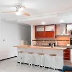 Riverside Apartment In Triana